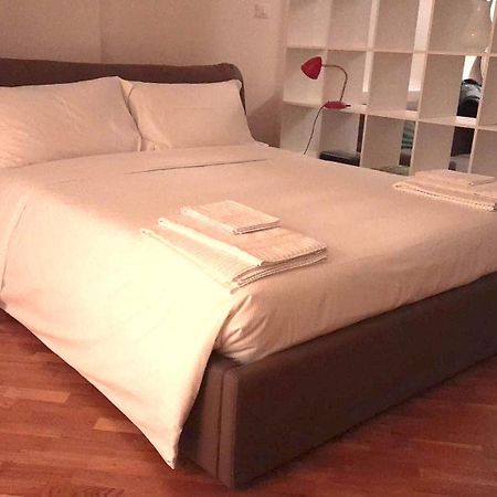 Loft Del Pratello Appartement Bologna Buitenkant foto